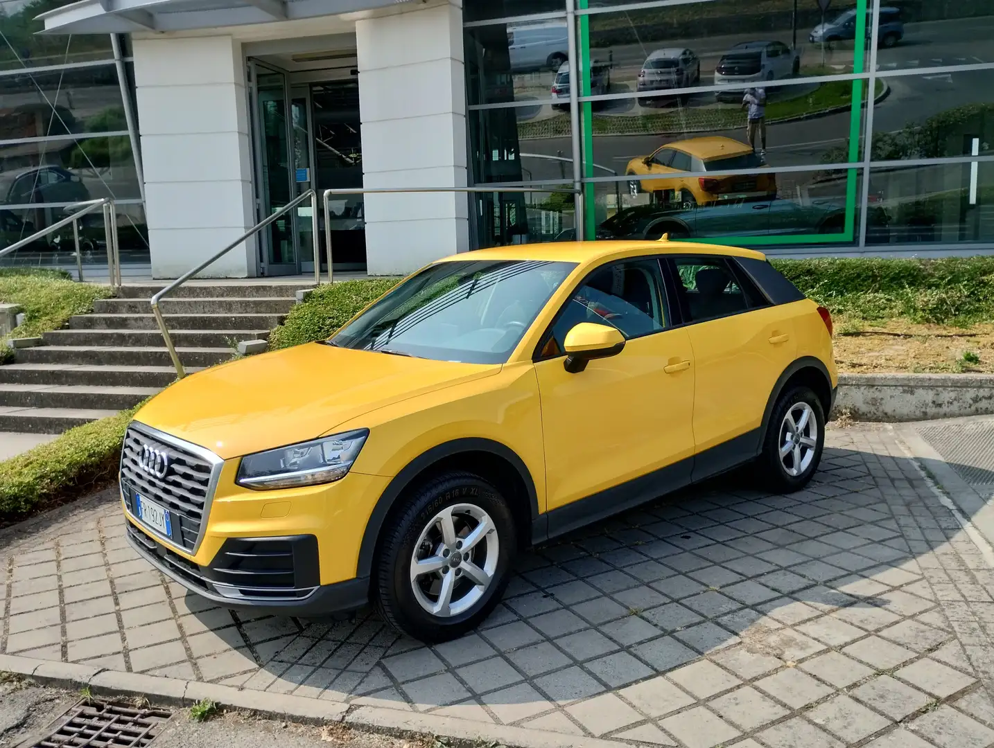 Audi Q2 Q2 1.6 tdi Business Giallo - 1