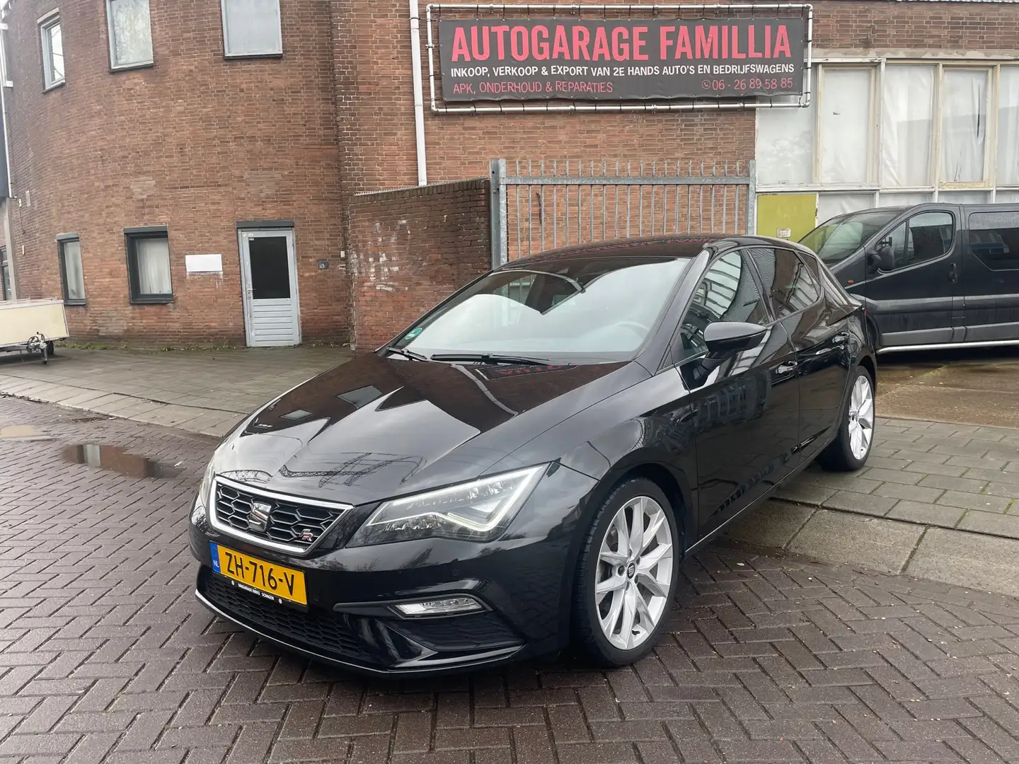 SEAT Leon 1.5 TSI FR Business Intense Negro - 1