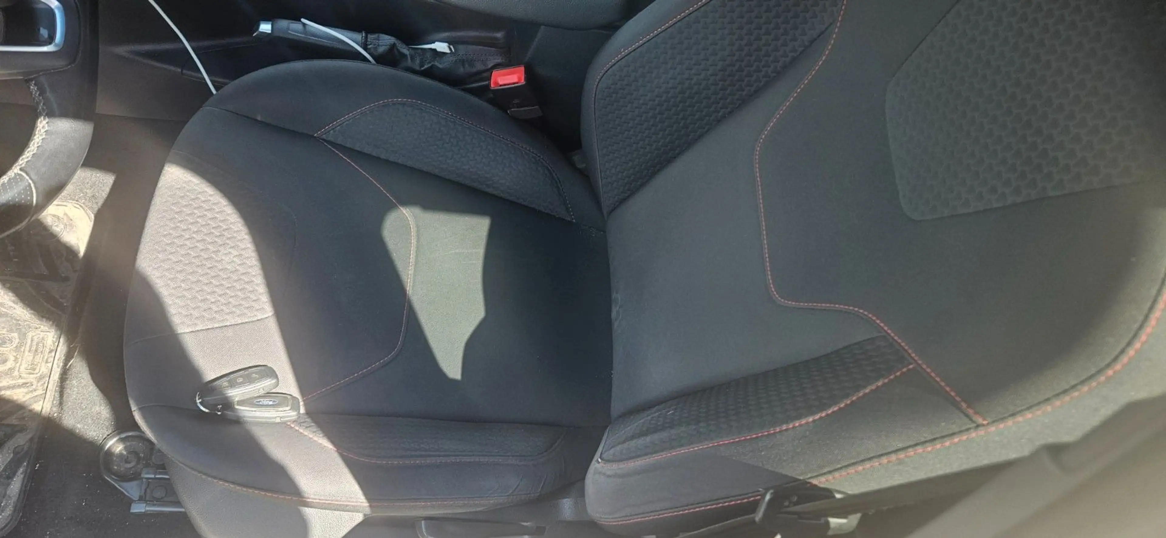 Ford Focus Turnier ST-Line,8fach,RFK,Navi,Sh,AHK,ZR n — photo 9