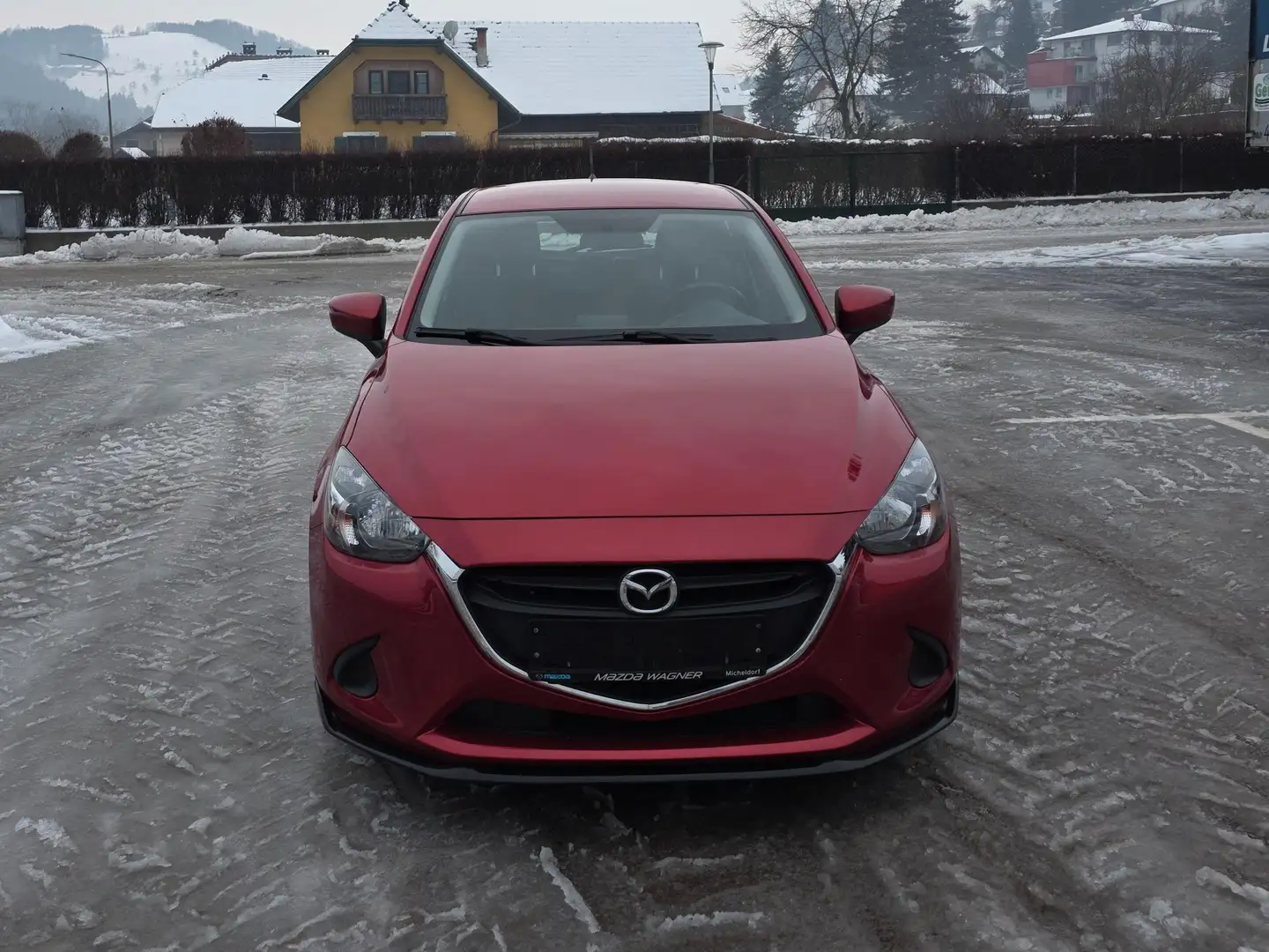 Mazda 2 Prime-Line Rot - 1