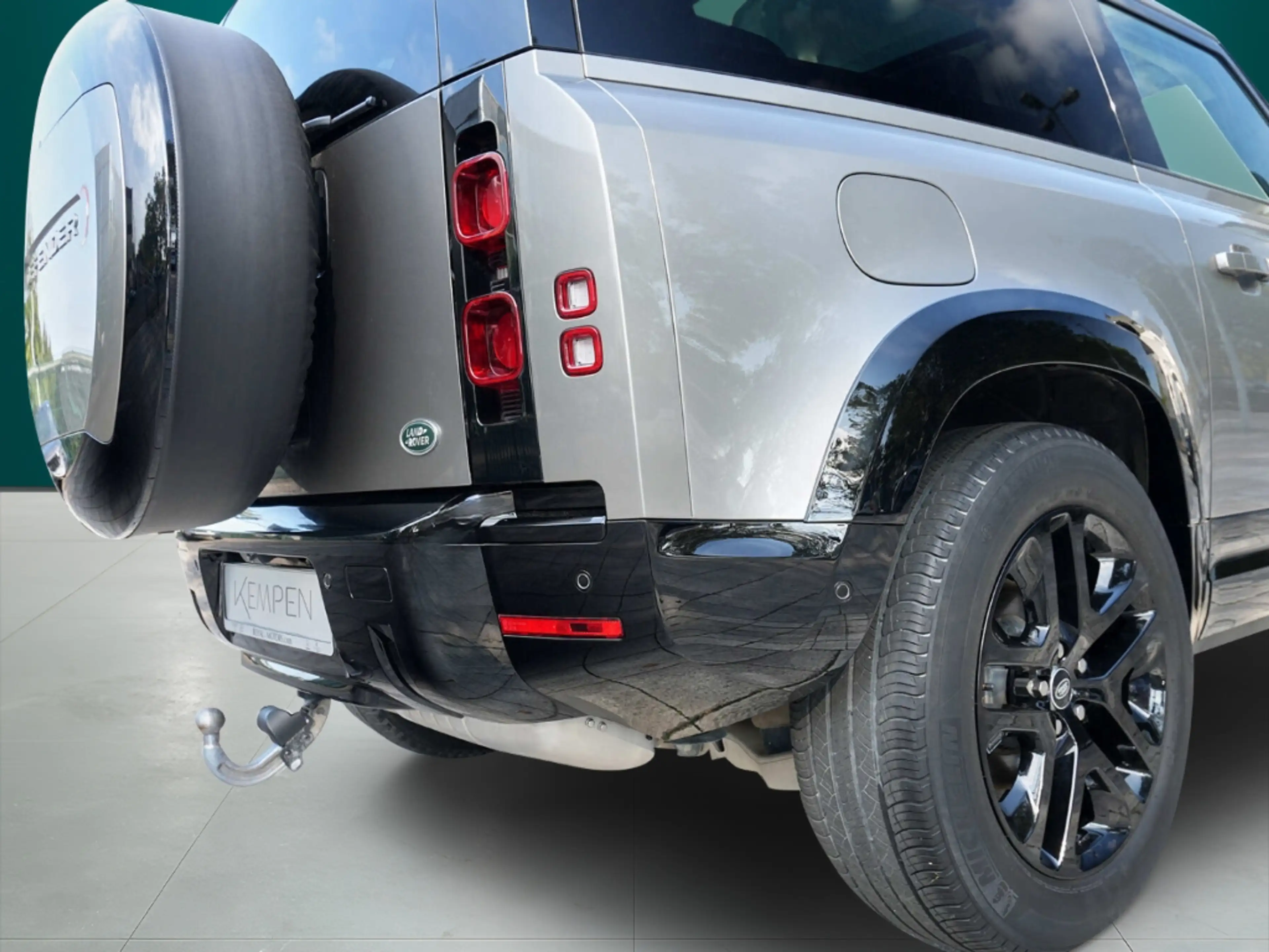 Land Rover Defender D250 90 XS Edition AWD Matrix LED Pano AHK — photo 15