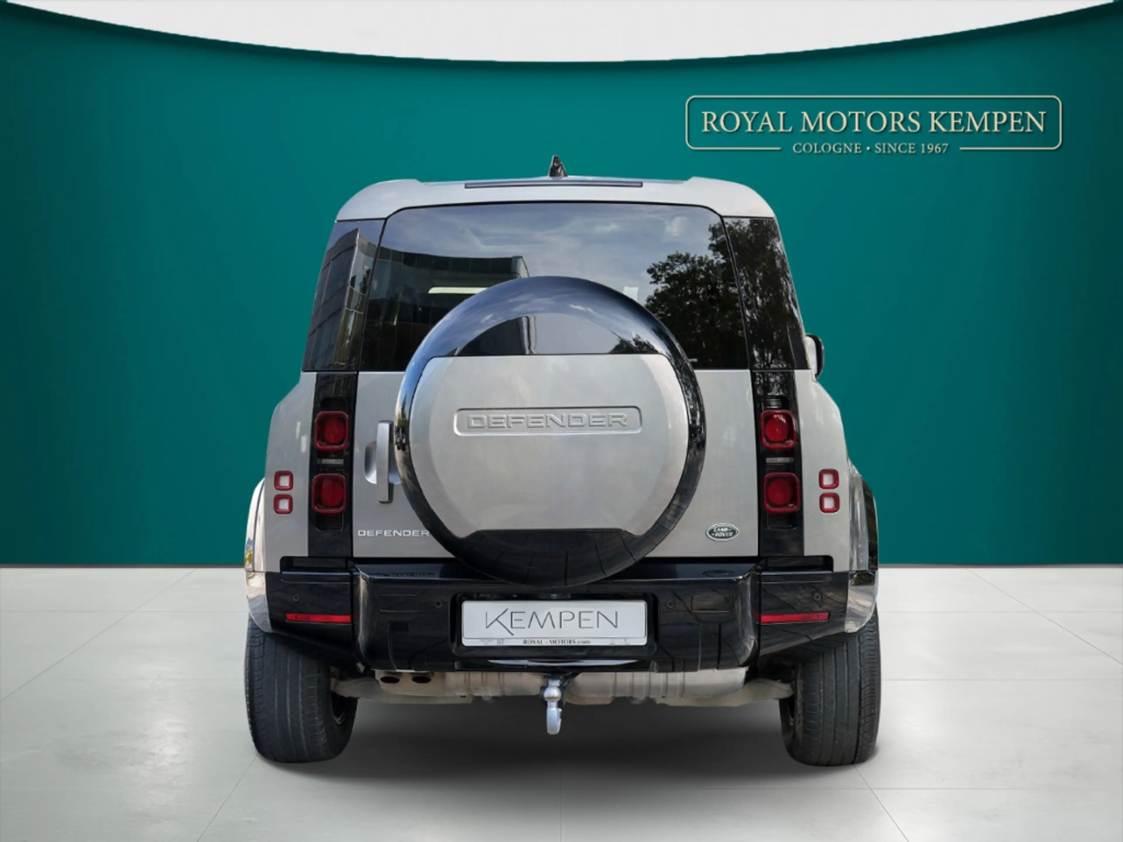 Land Rover Defender D250 90 XS Edition AWD Matrix LED Pano AHK — photo 5