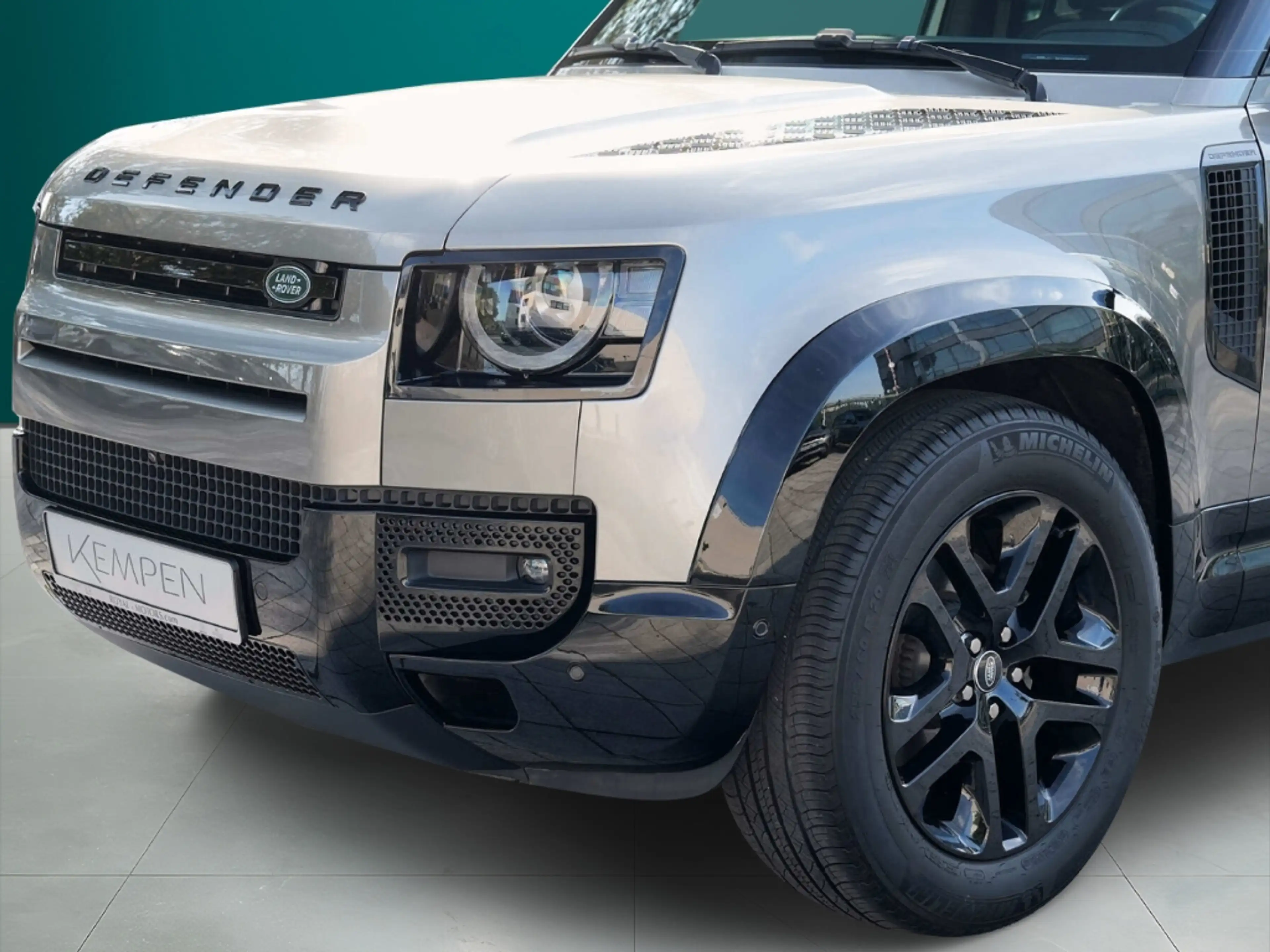 Land Rover Defender D250 90 XS Edition AWD Matrix LED Pano AHK — photo 10