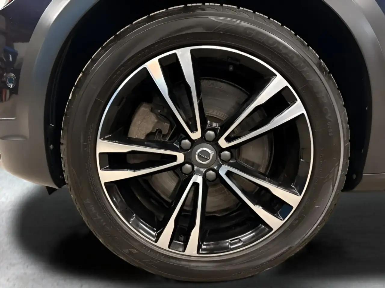 Volvo V90 Cross Country снимка Volvo V90 Cross Country