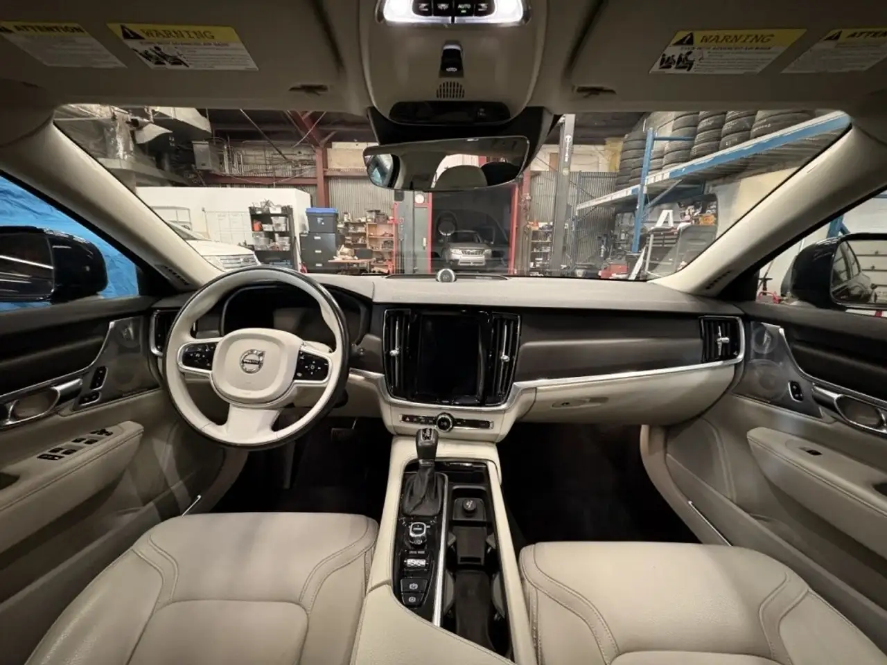 Volvo V90 Cross Country снимка Volvo V90 Cross Country
