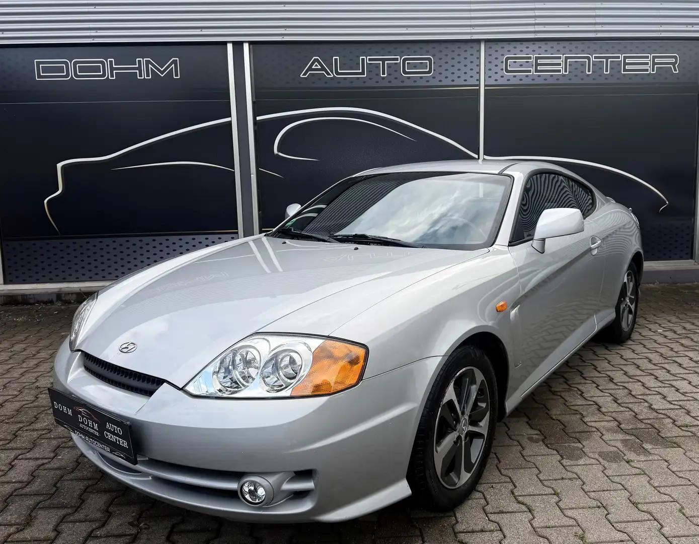Hyundai Coupe 2.7 GLS V6 2 Hand* Leder* SHZ* Tempomat **60 tkm** Grau - 2