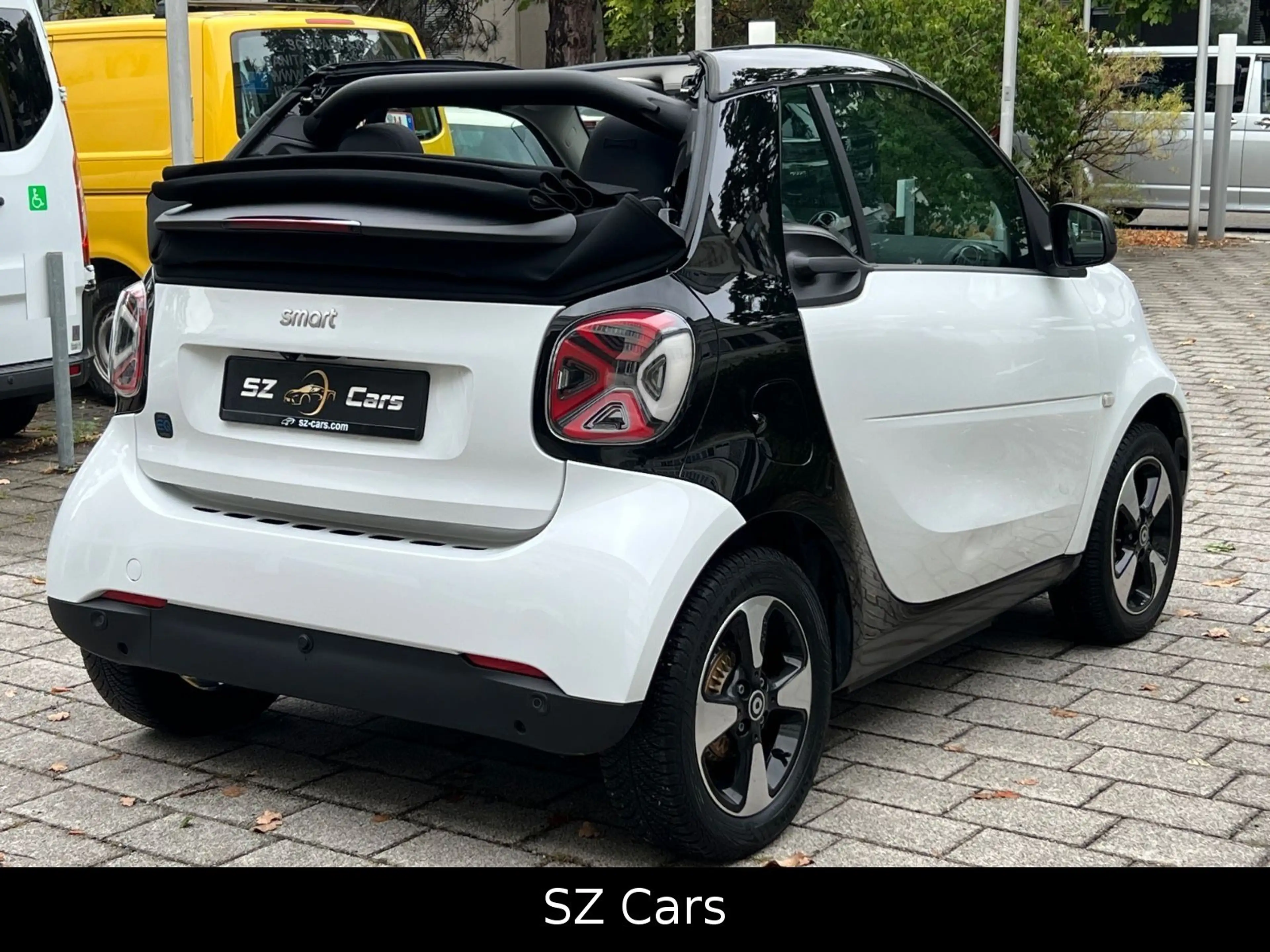 smart forTwo Cabrio electric drive / EQ SHZ NAVI KAM — photo 6