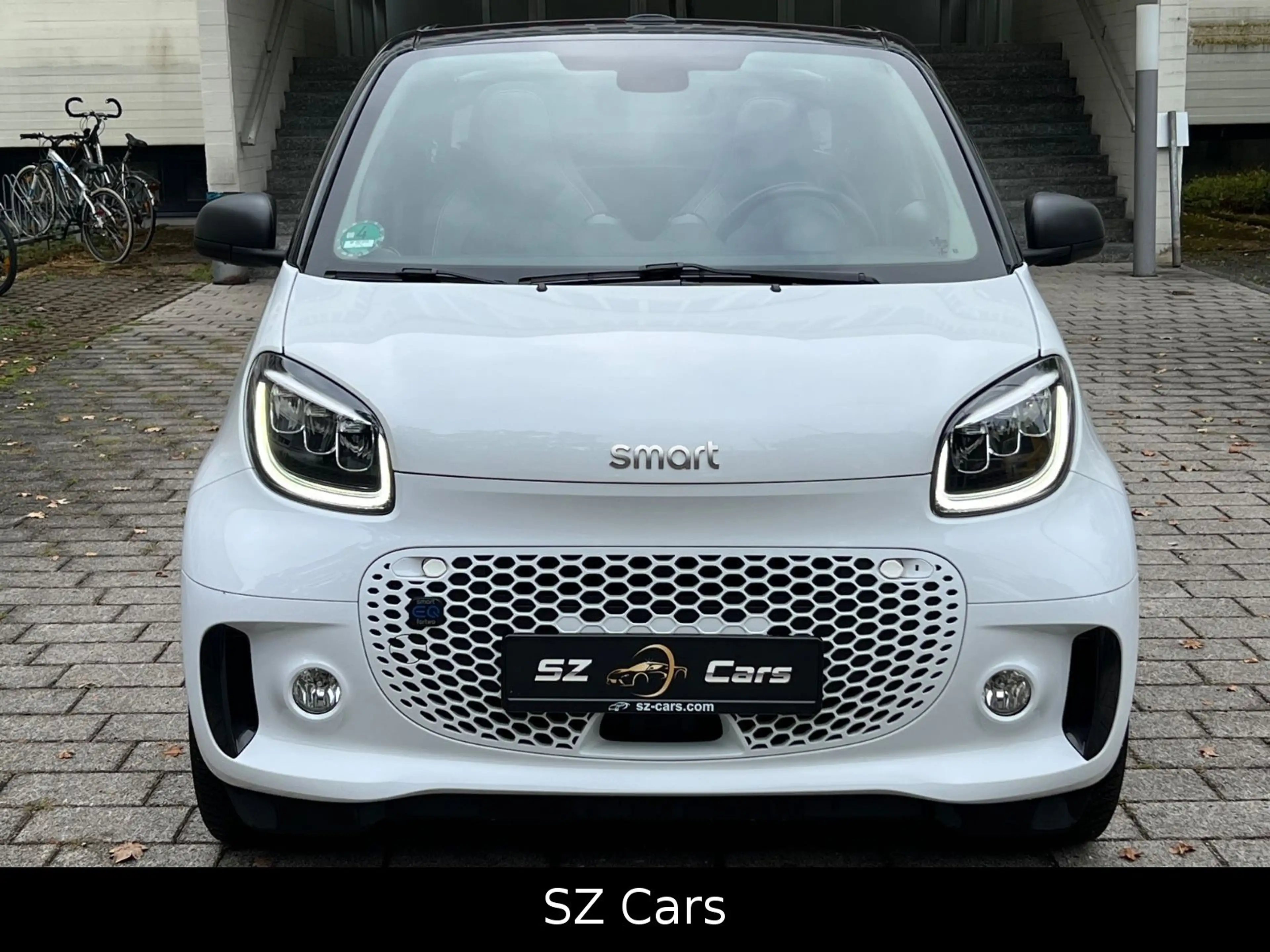 smart forTwo Cabrio electric drive / EQ SHZ NAVI KAM — photo 3
