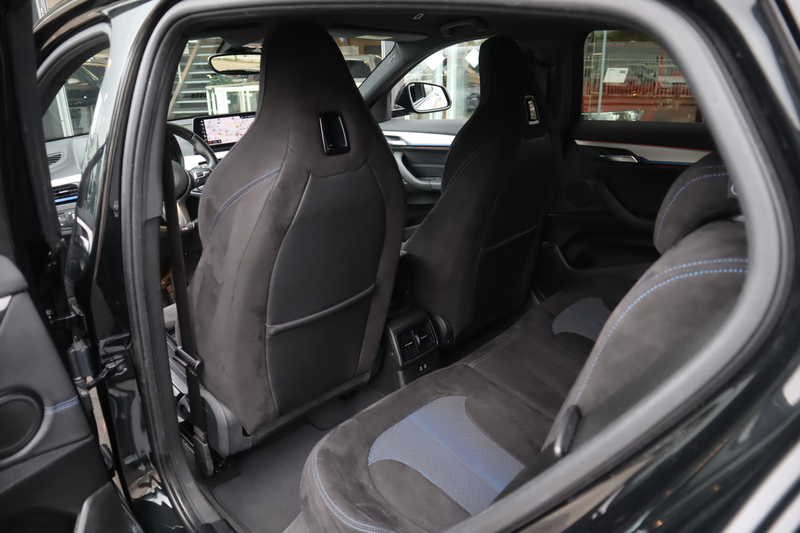 BMW X2 sDrive20i M-sport | M-seats | HuD | 19” | Camera | — photo 18
