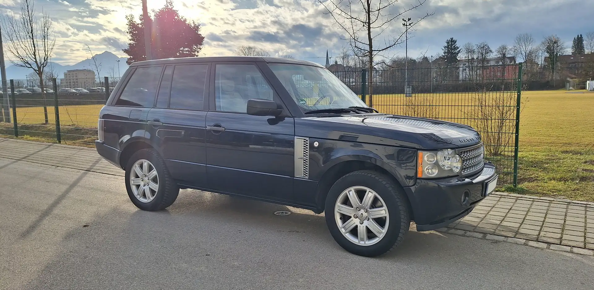 Land Rover Range Rover Range Rover TDV8 Vogue Schwarz - 1