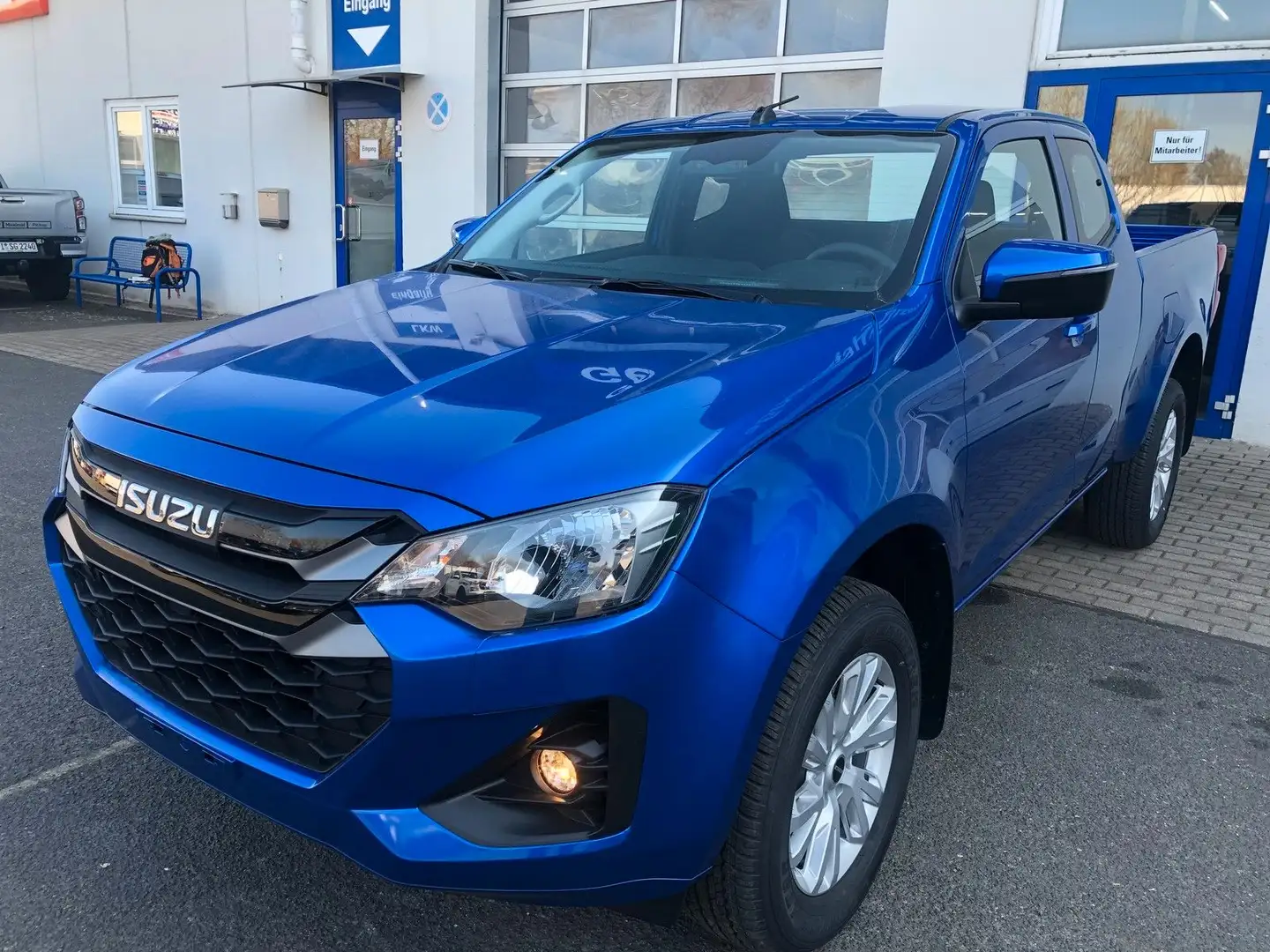 Isuzu D-Max Space Cab LS AT neues Modell +SOFORT+ Blau - 2