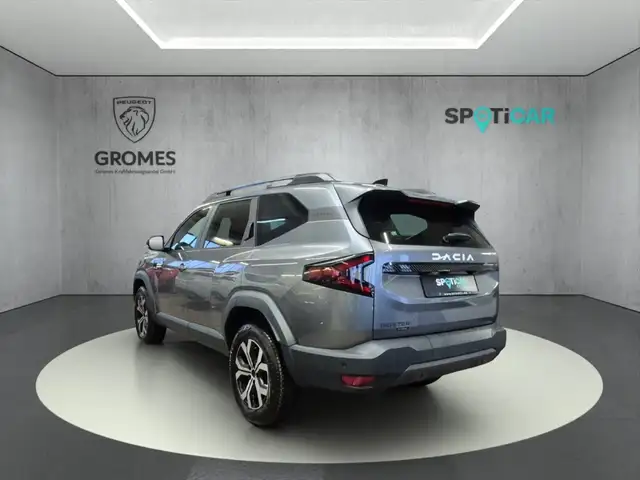 Dacia Bigster view 5
