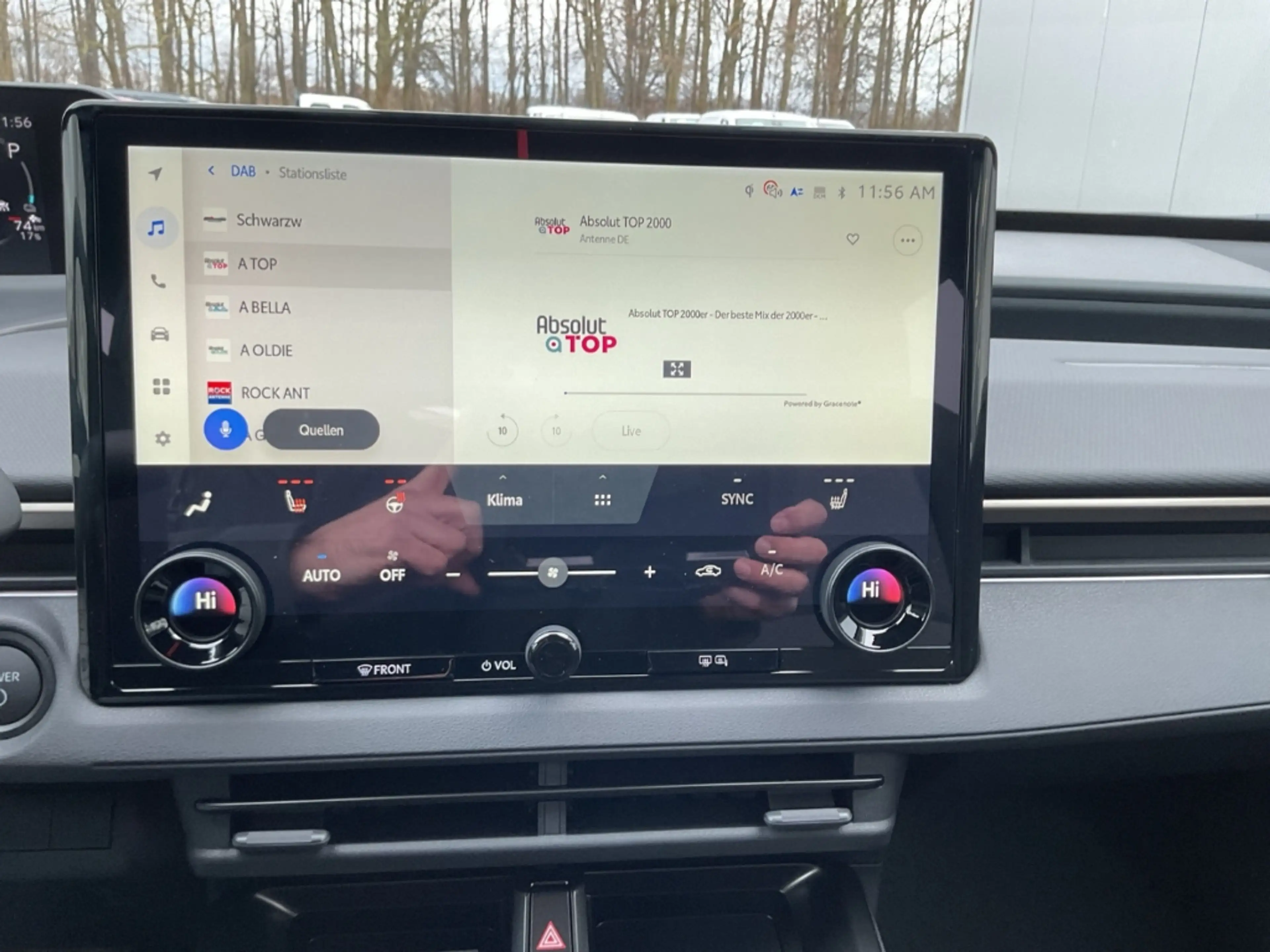 Toyota bZ4X FWD Teamplayer Navi 360 Kamera LED El. Heckklappe — photo 15