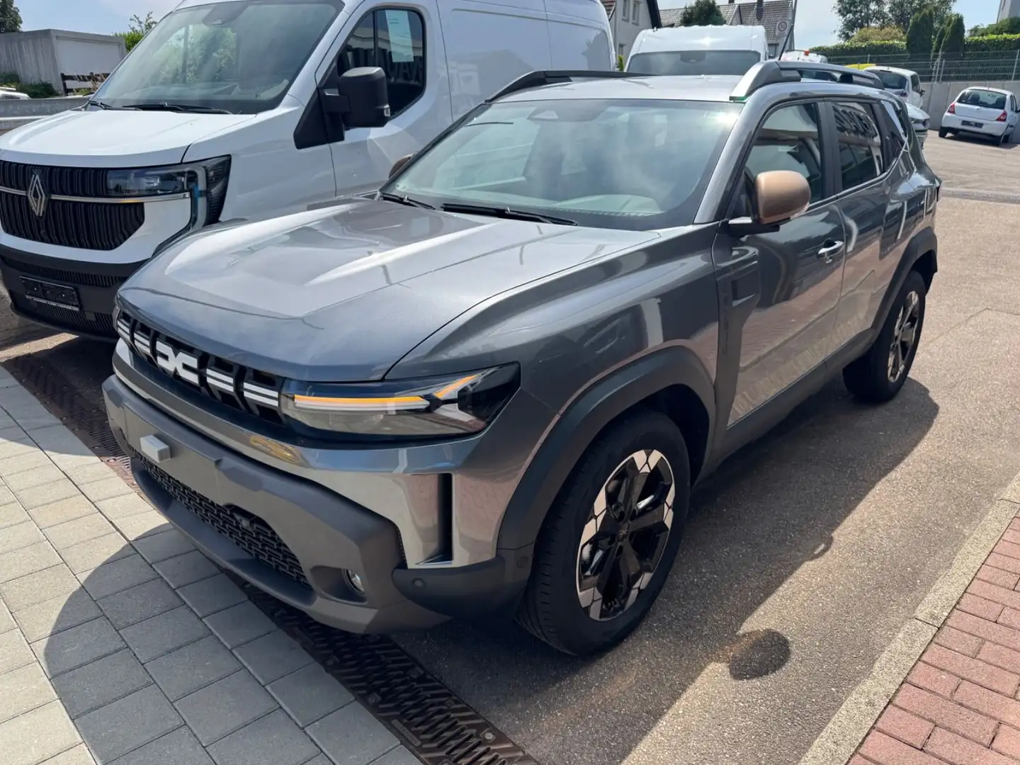 Dacia Duster Neuer Duster Extreme TCE 130 Grau - 1