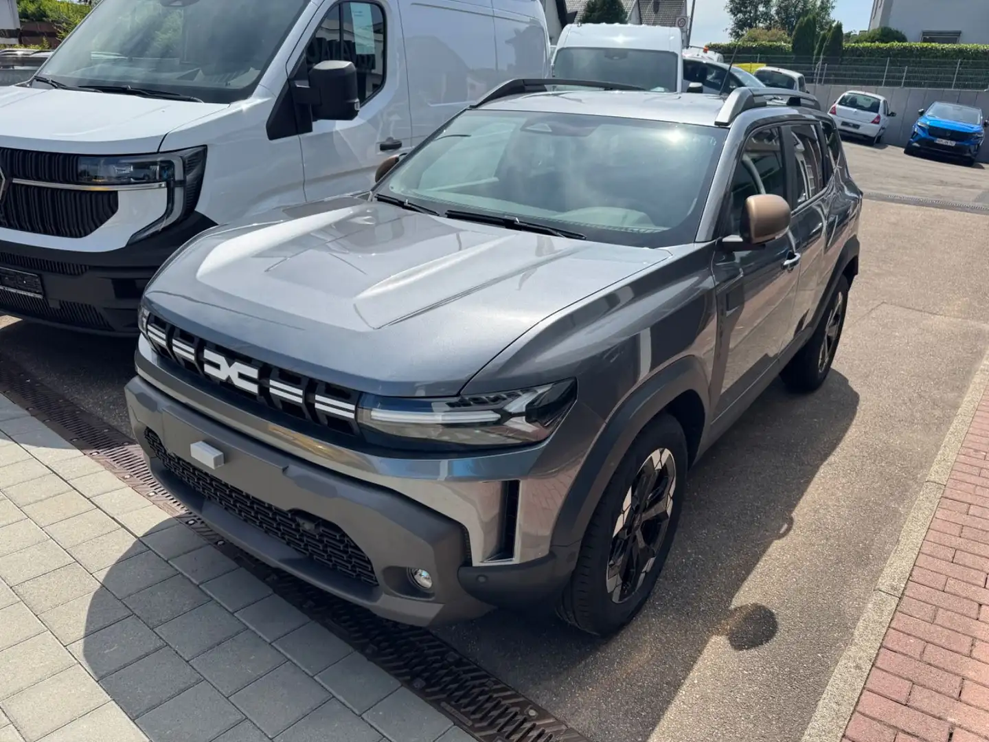 Dacia Duster Neuer Duster Extreme TCE 130 Grau - 2