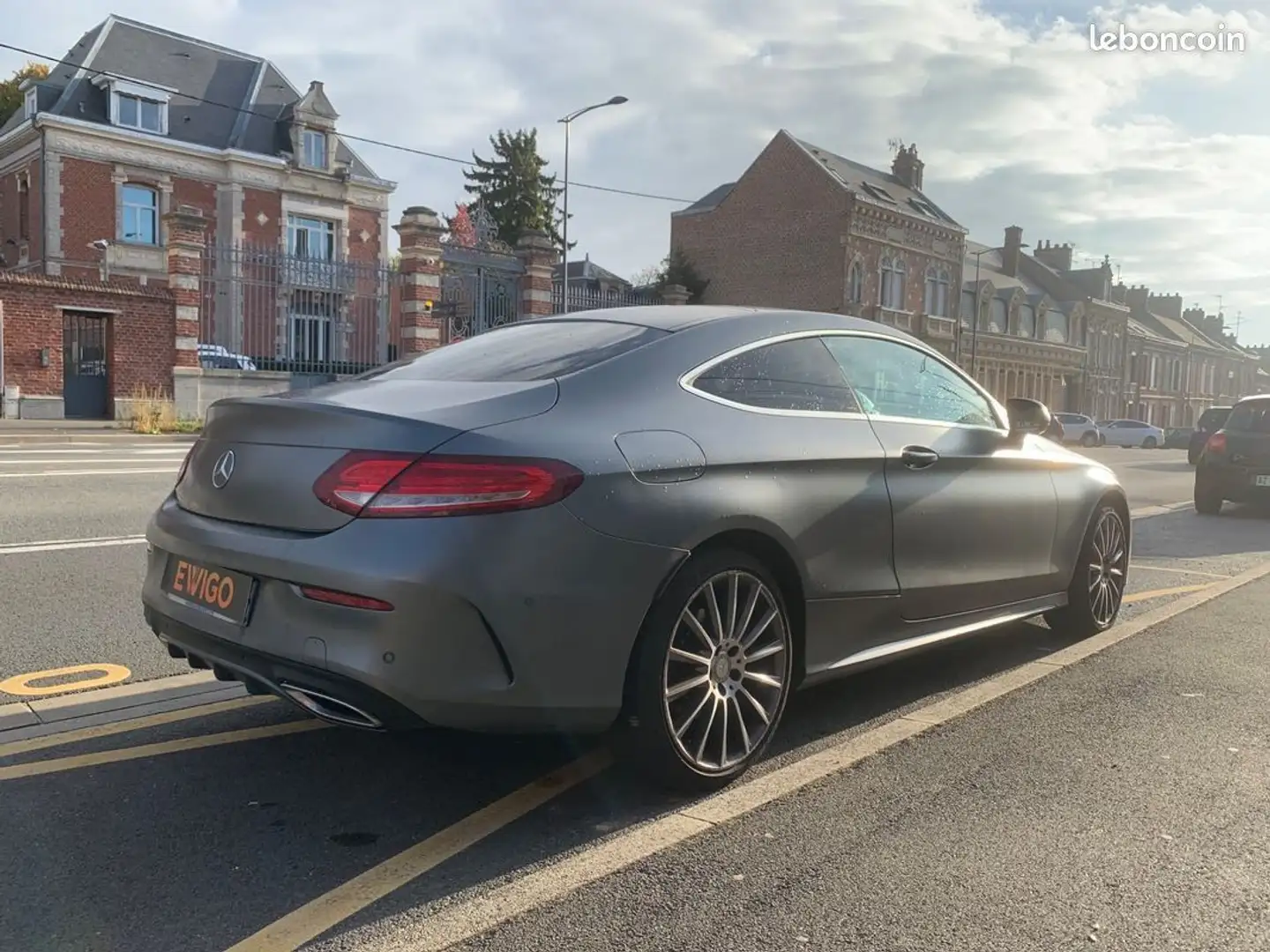 Mercedes-Benz C 220 220 cdi 170 9g tronic bva pack amg camera de recul toit ouvrant Gris - 2