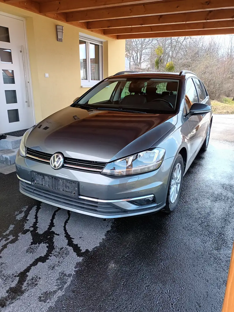 Volkswagen Golf Variant Golf Variant 1,6 TDI SCR Grau - 1