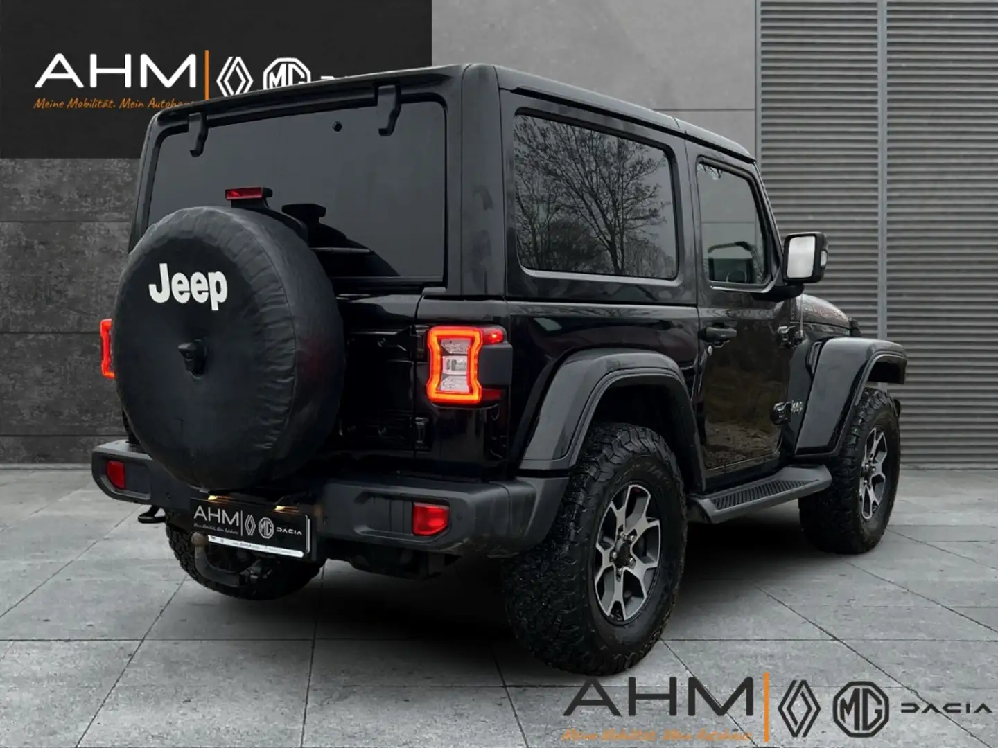 Jeep Wrangler Unlimited Sahara 2.2 CRDi Technologie-Pake Schwarz - 2