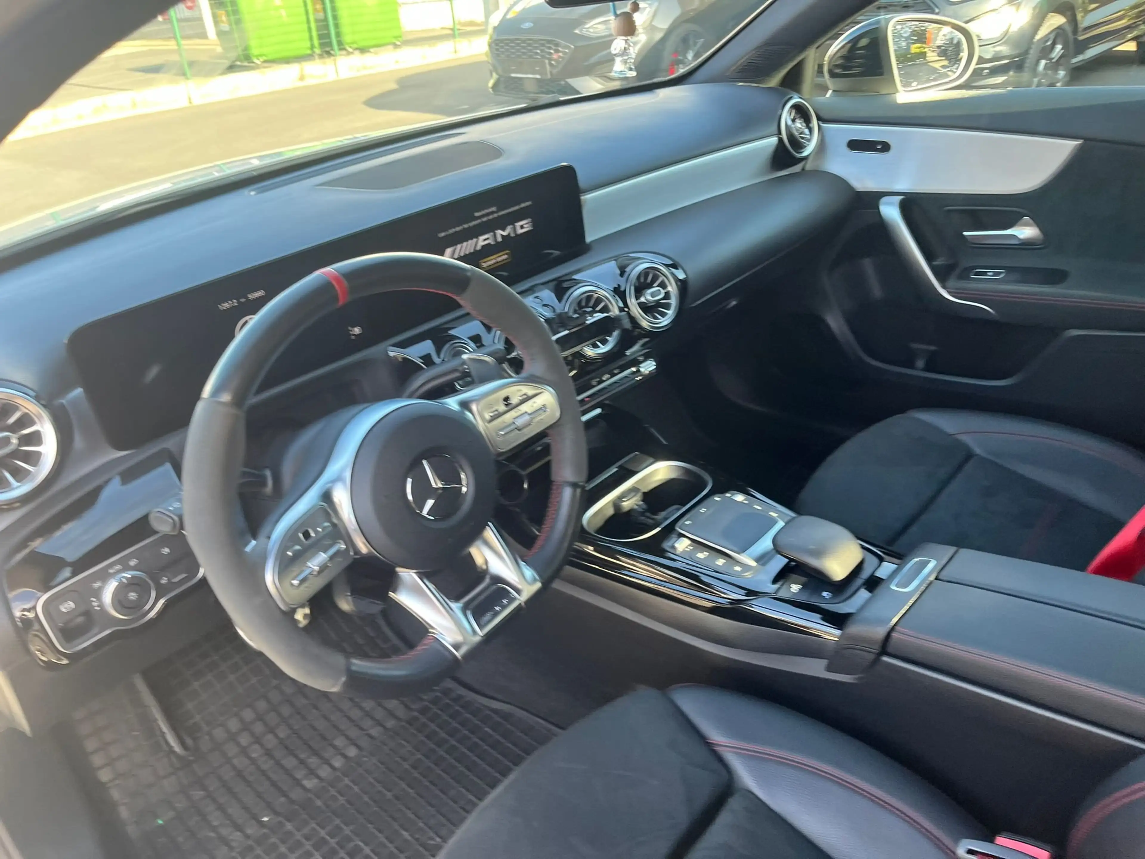 Mercedes-Benz A 35 AMG AMG A 35 4Matic AMG Speedshift DCT 7G — photo 12