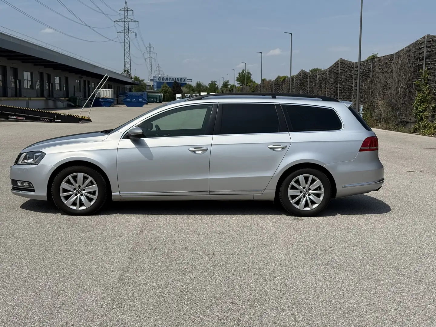 Volkswagen Passat 2.0 Blue TDI SCR Comfortline - 2