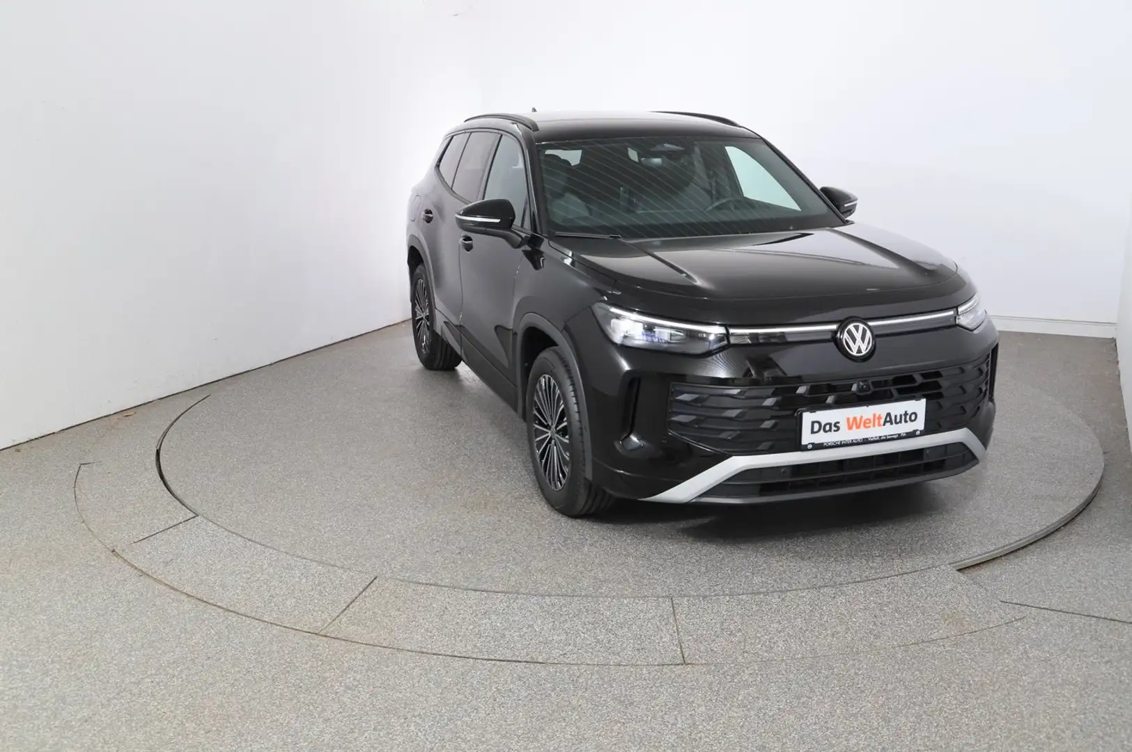 Volkswagen Tayron Friends eTSI DSG Schwarz - 2