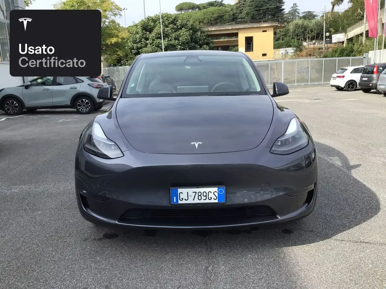 2022 Tesla Model Y Long Range AWD, photograph 3