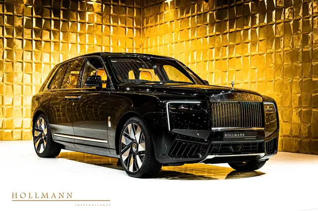 Rolls-Royce Cullinan SERIES II+4 SEATS+BESPOKE+THEATRE+