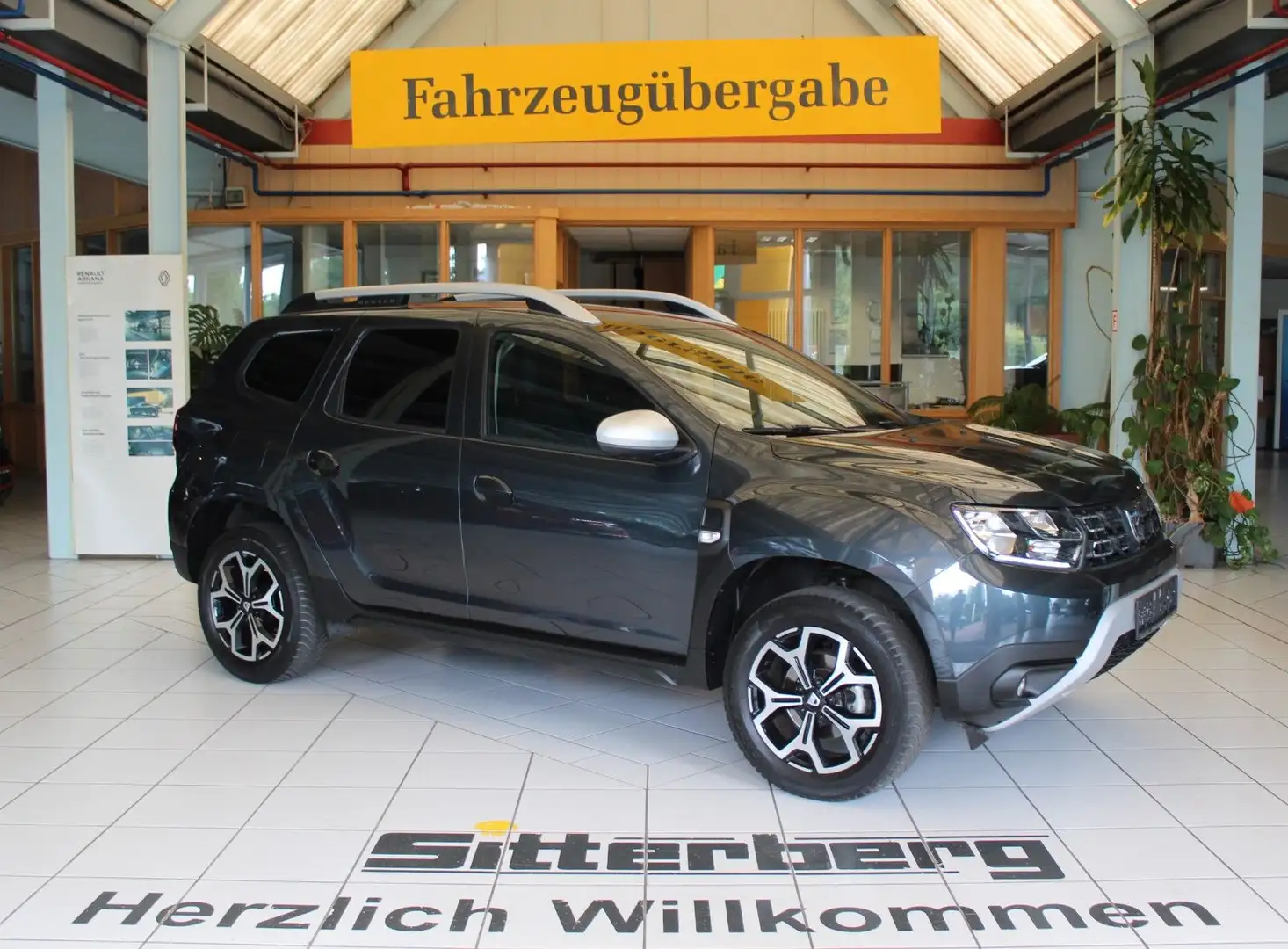 Dacia Duster II Anniversary TCe 130 2WD Gris - 1