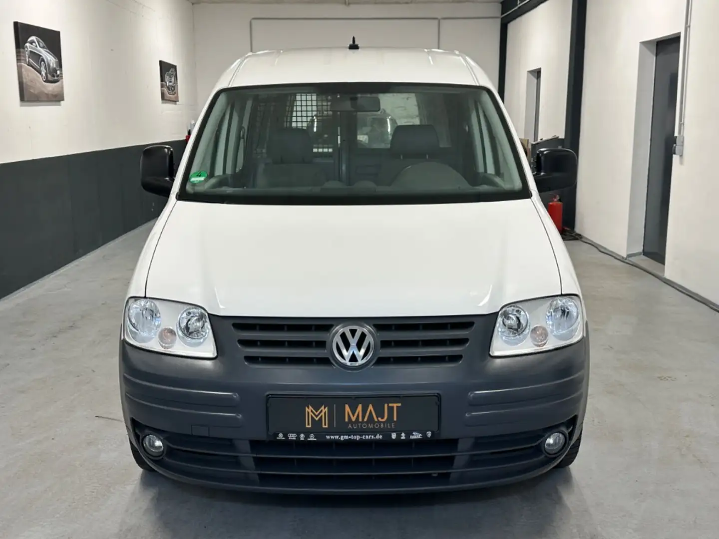 Volkswagen Caddy Maxi Kasten Klima Navi AHK Benzin/CNG Weiß - 2