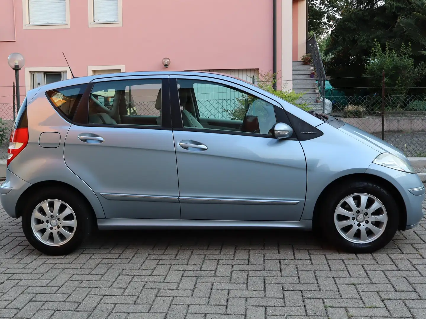 Mercedes-Benz 170 Elegance - 2