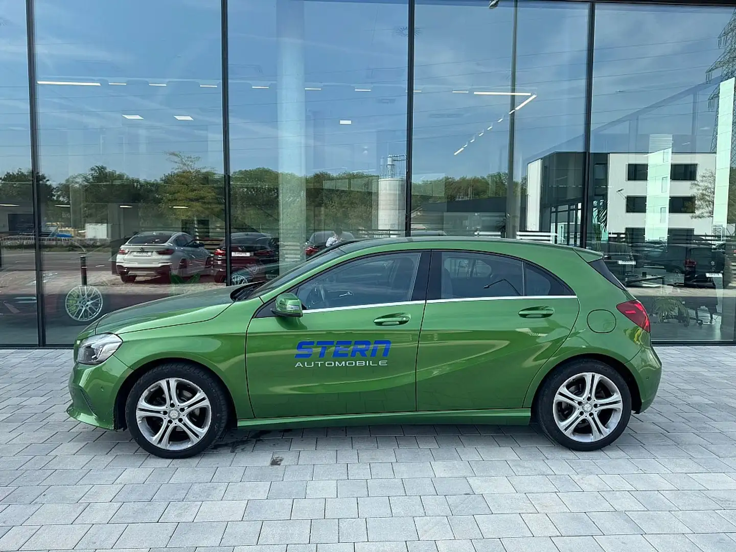 Mercedes-Benz A 180 d Aut. Green - 2