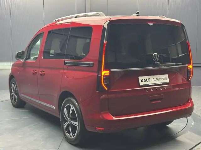 Volkswagen Caddy view 3
