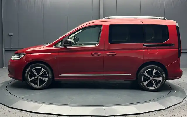 Volkswagen Caddy view 2