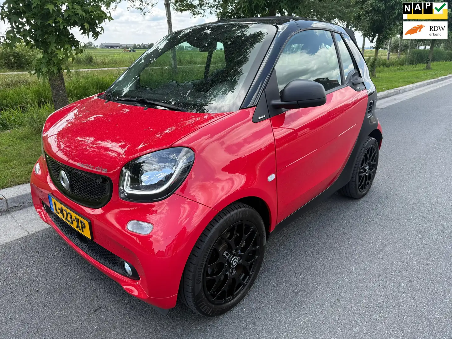 smart forTwo cabrio Electric drive edition greeflash CABRIOLET Rood - 1