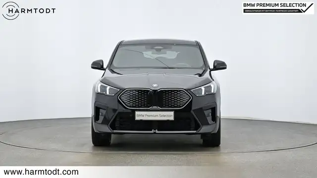 BMW Ix2 view 6