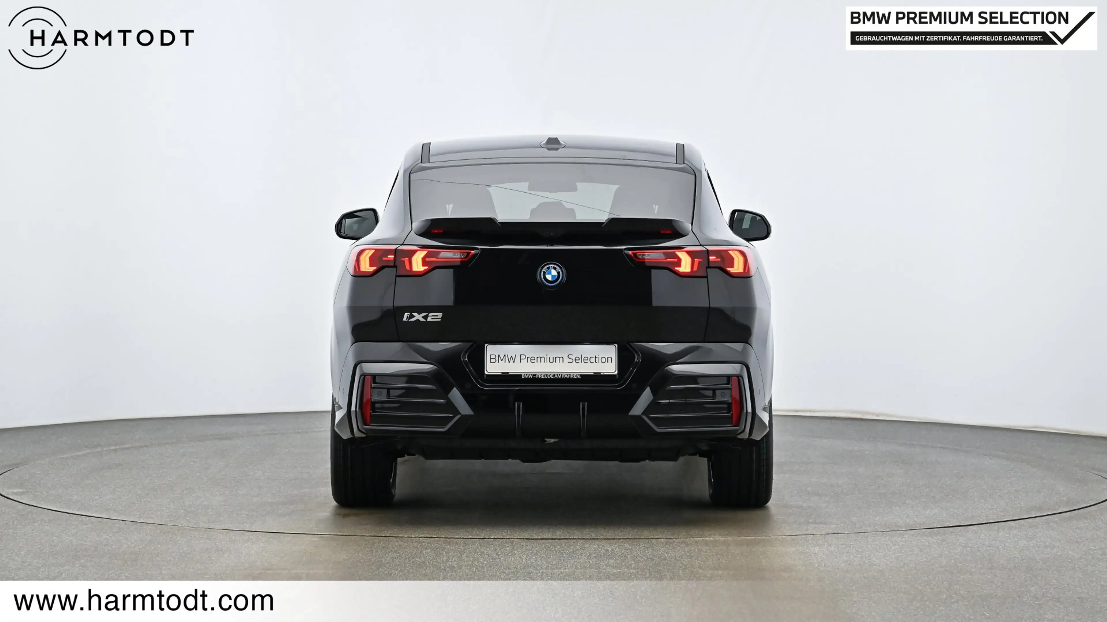 BMW iX2 eDrive20 *M-Sport PRO / 3,99% Fixzins* — photo 4