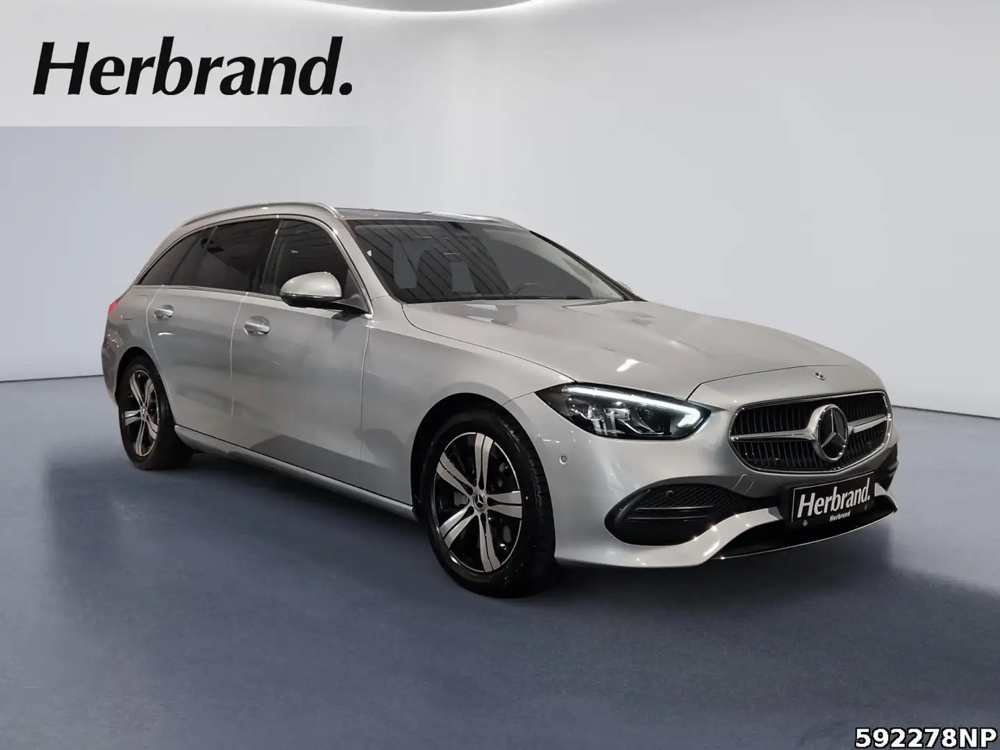 Mercedes-Benz C 220 d T Avantgarde AHK LED Ambiente Kamera DAB Silber - 2