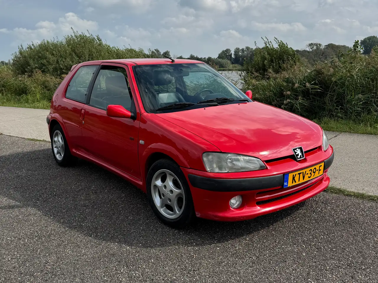 Peugeot 106 GTi 1.6-16V, foto 3
