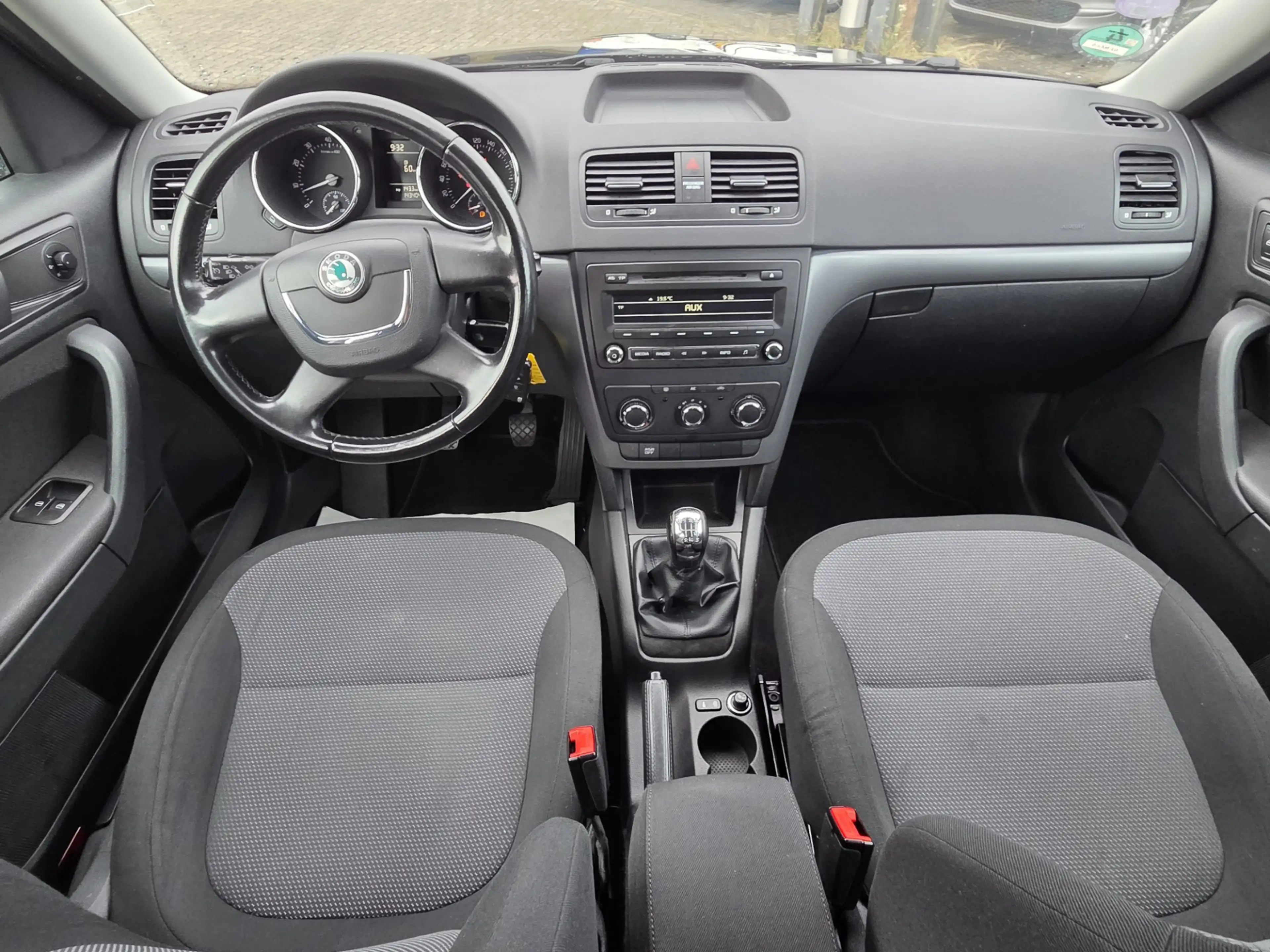 Skoda Yeti 1.2 TSI Active Plus/TREKHAAK/CRUIS CONTROL — photo 2