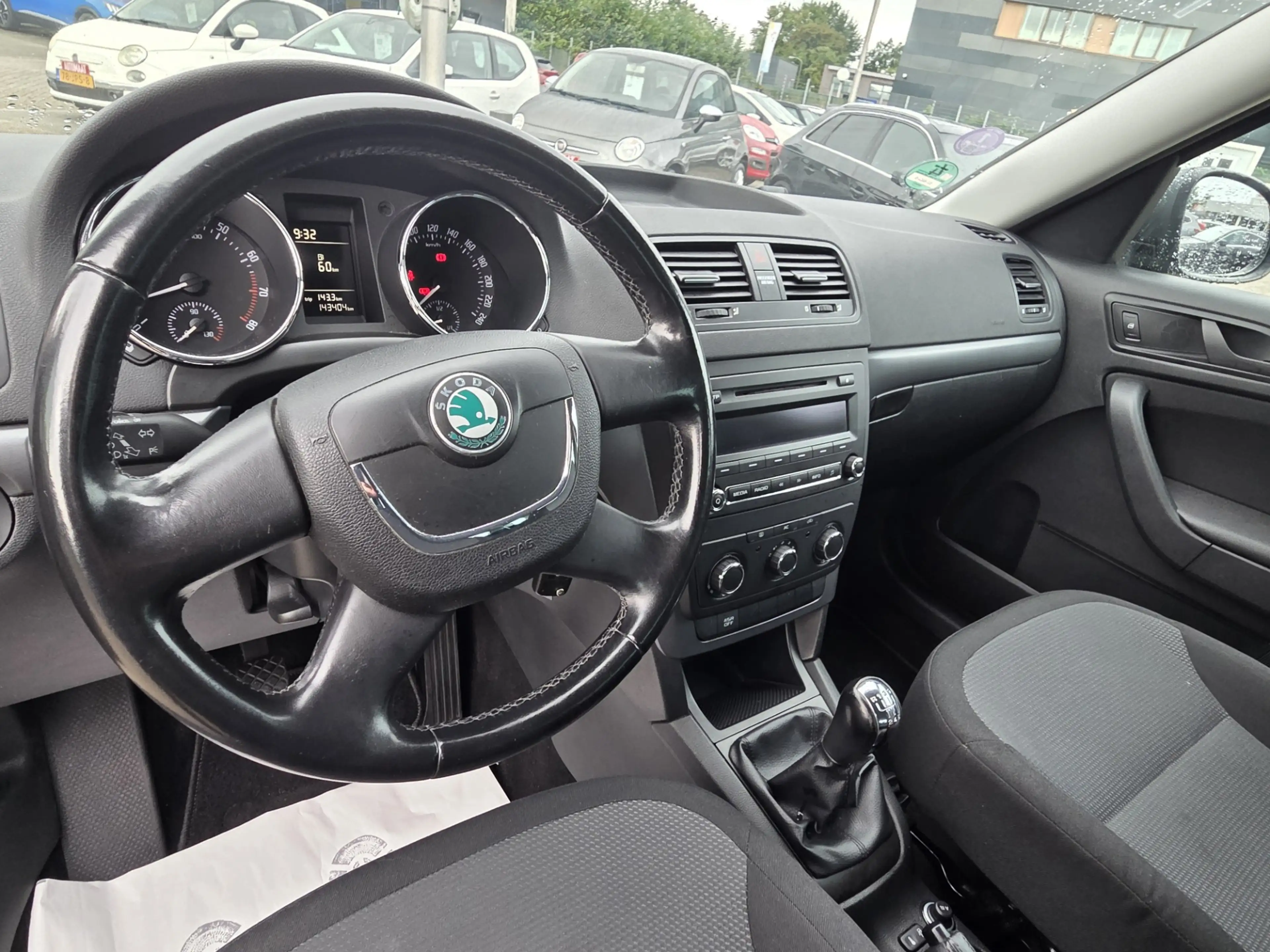Skoda Yeti 1.2 TSI Active Plus/TREKHAAK/CRUIS CONTROL — photo 16
