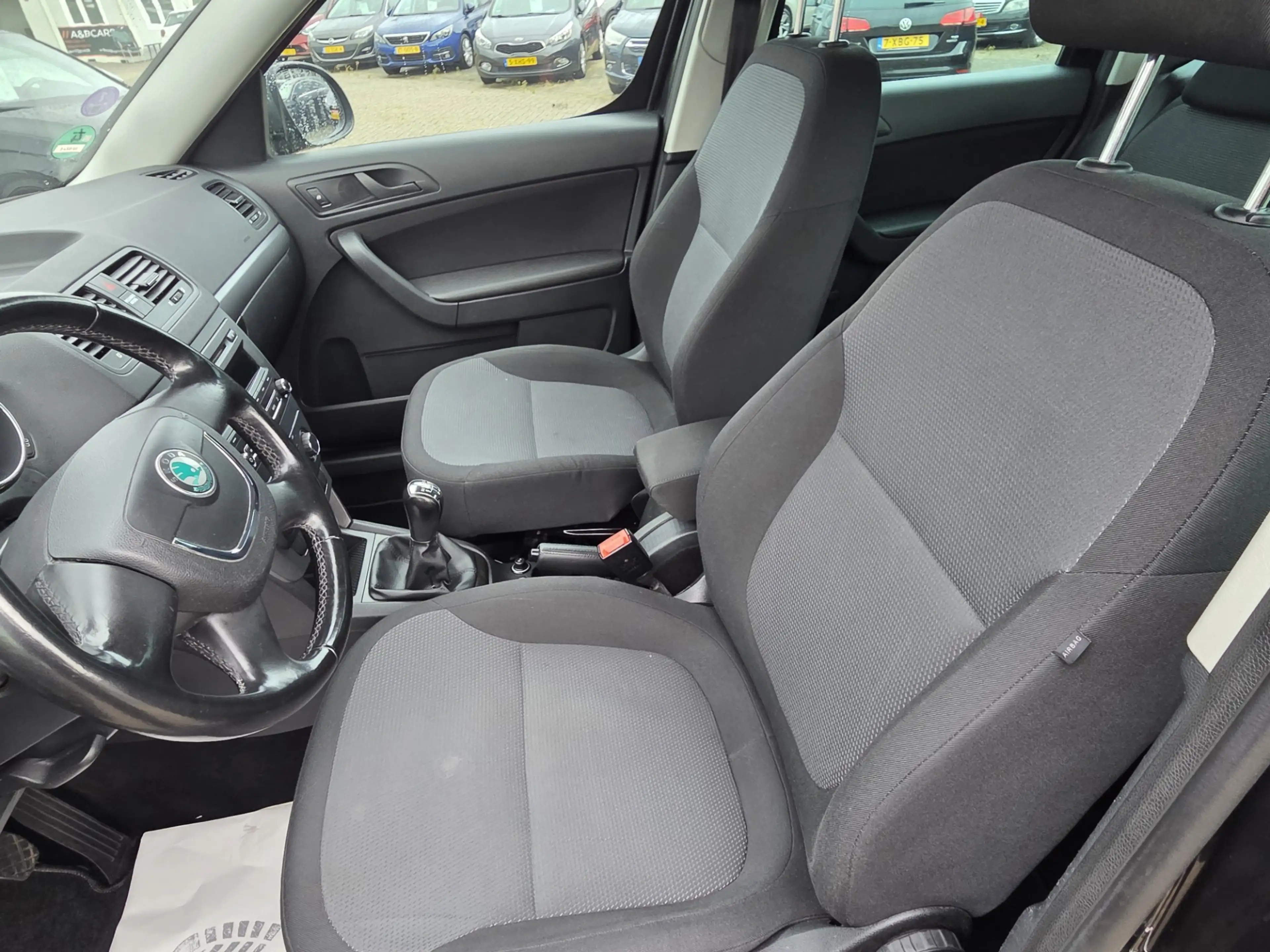 Skoda Yeti 1.2 TSI Active Plus/TREKHAAK/CRUIS CONTROL — photo 15