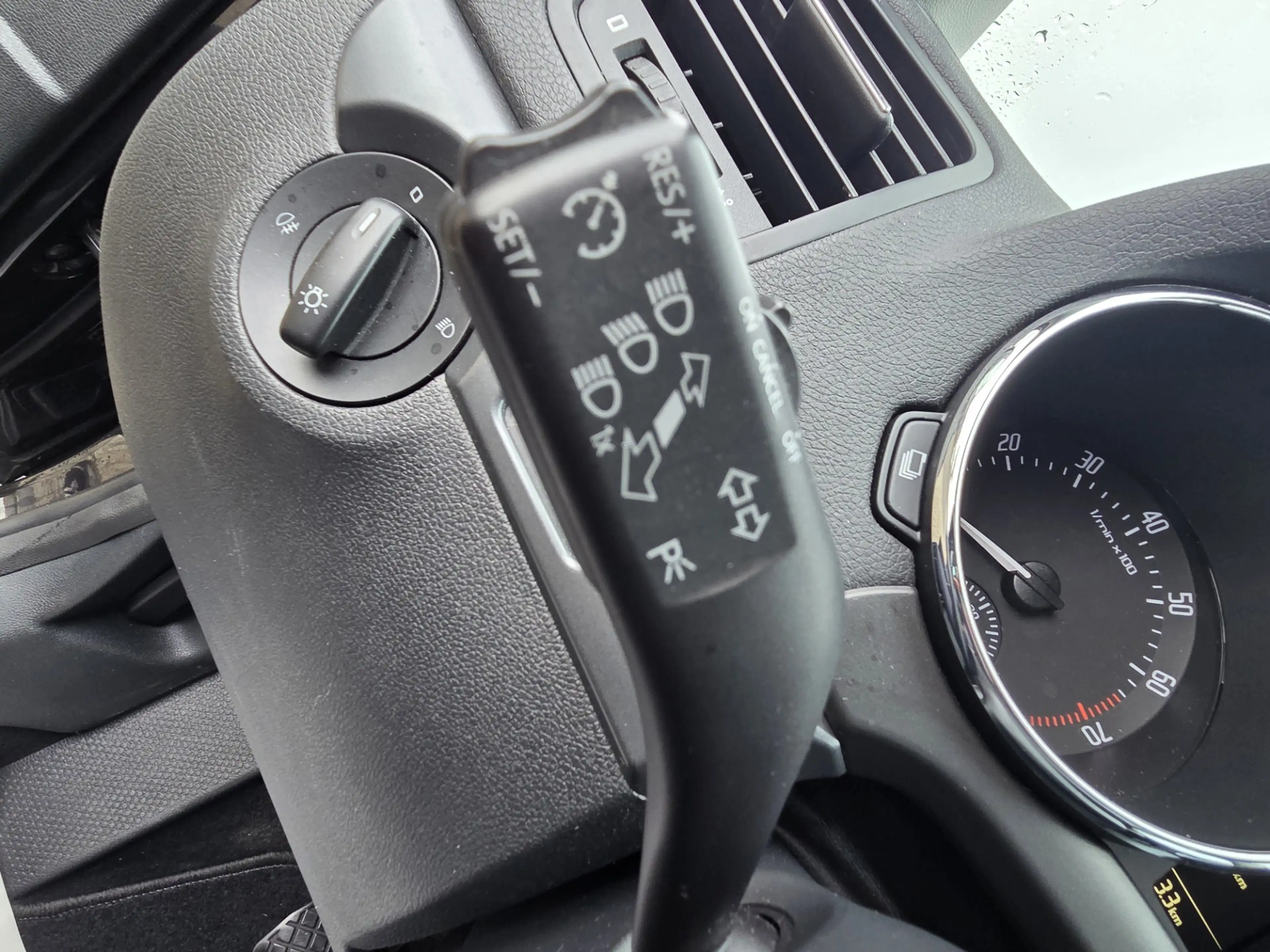 Skoda Yeti 1.2 TSI Active Plus/TREKHAAK/CRUIS CONTROL — photo 20