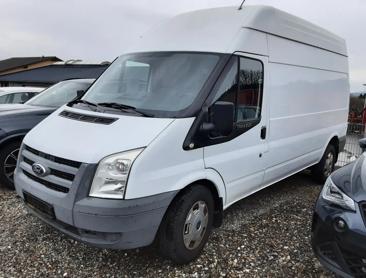 Ford Transit L2 Hoch Weiß - 2