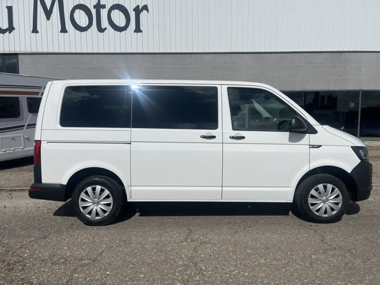 Volkswagen Transporter Kombi 2.0TDI SCR BMT 75kW Blanco - 2