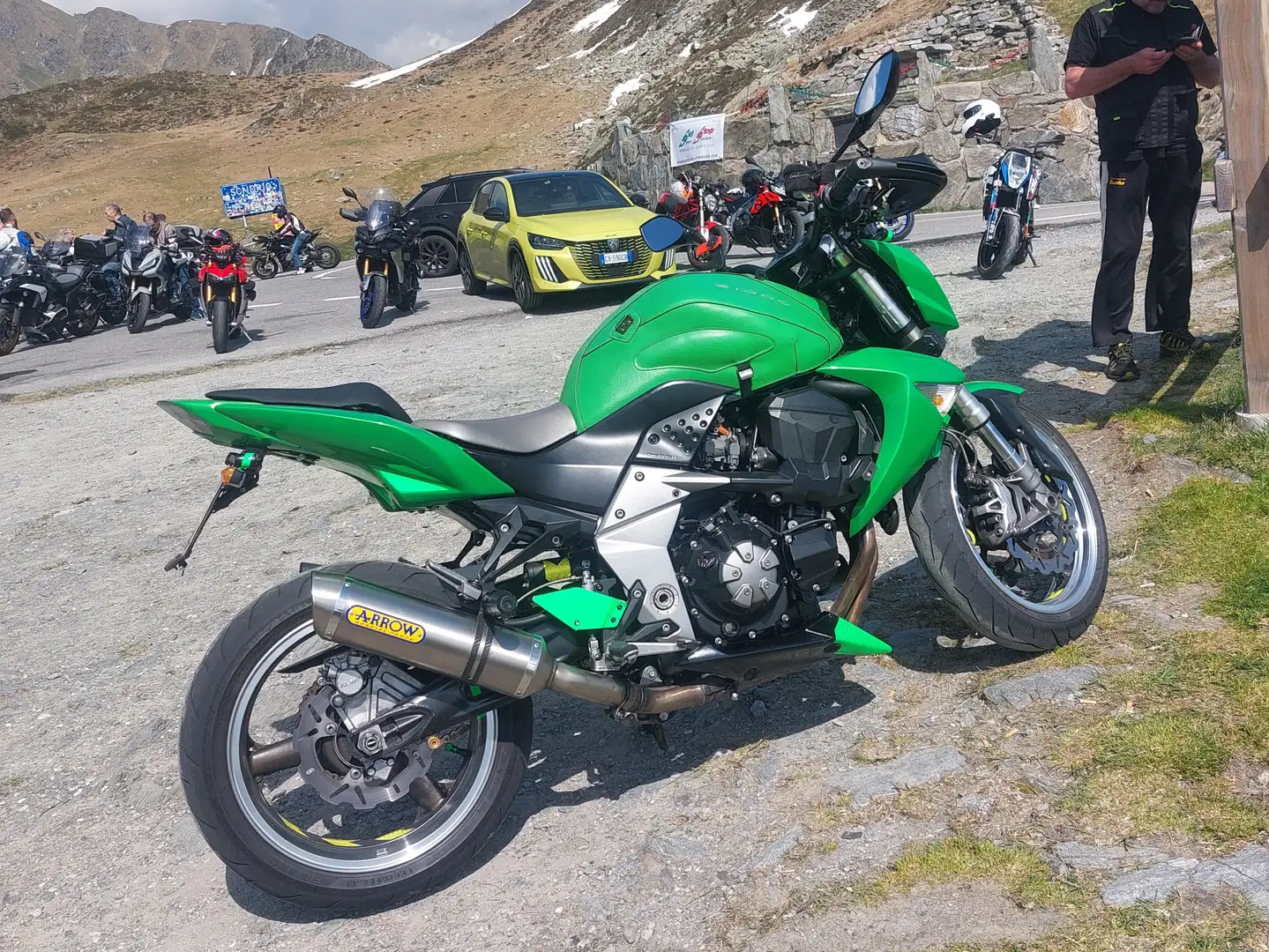 Kawasaki Z 1000 Verde - 1