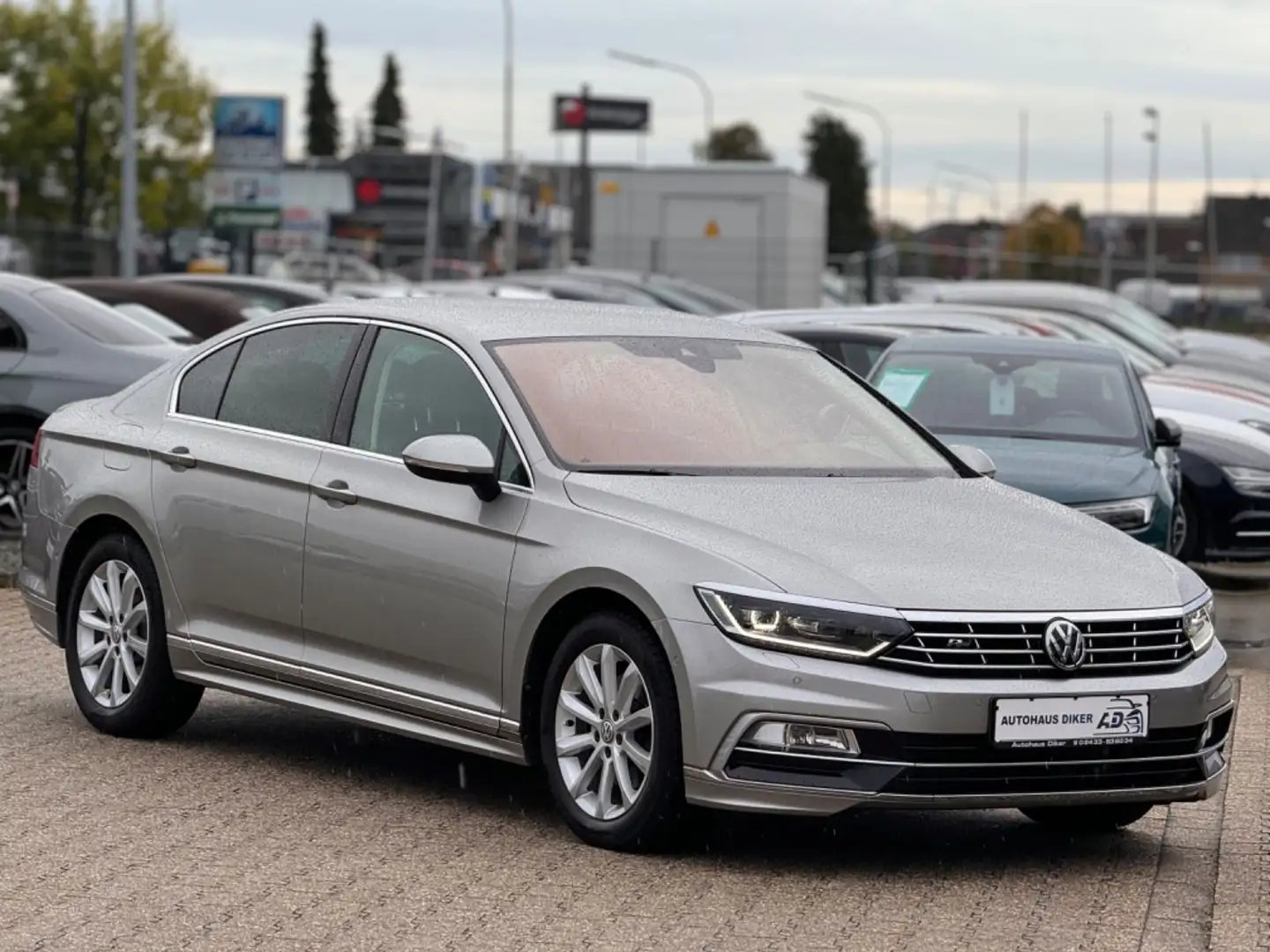 Volkswagen Passat Lim. 2.0 TDI R Line Argent - 2