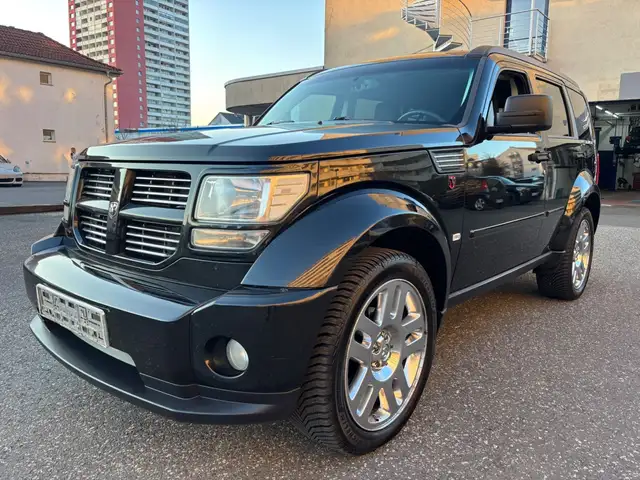 Dodge Nitro SXT 2.8 CRD Leder Automatik 4x4