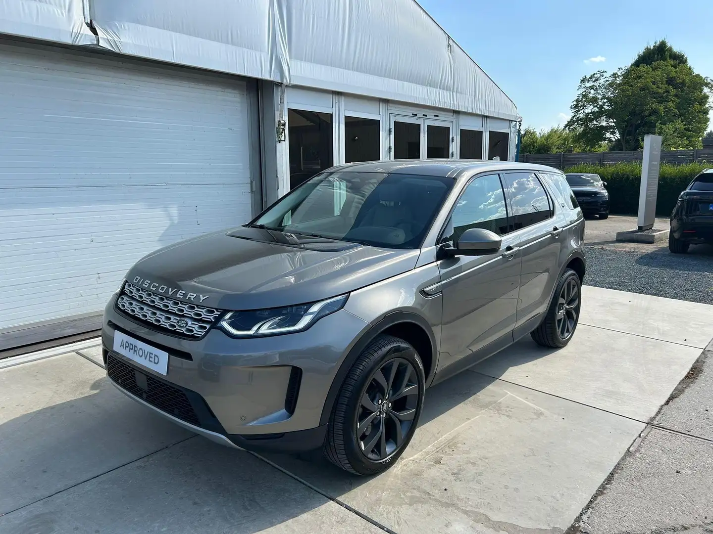 Land Rover Discovery Sport P300e SE Beige - 1