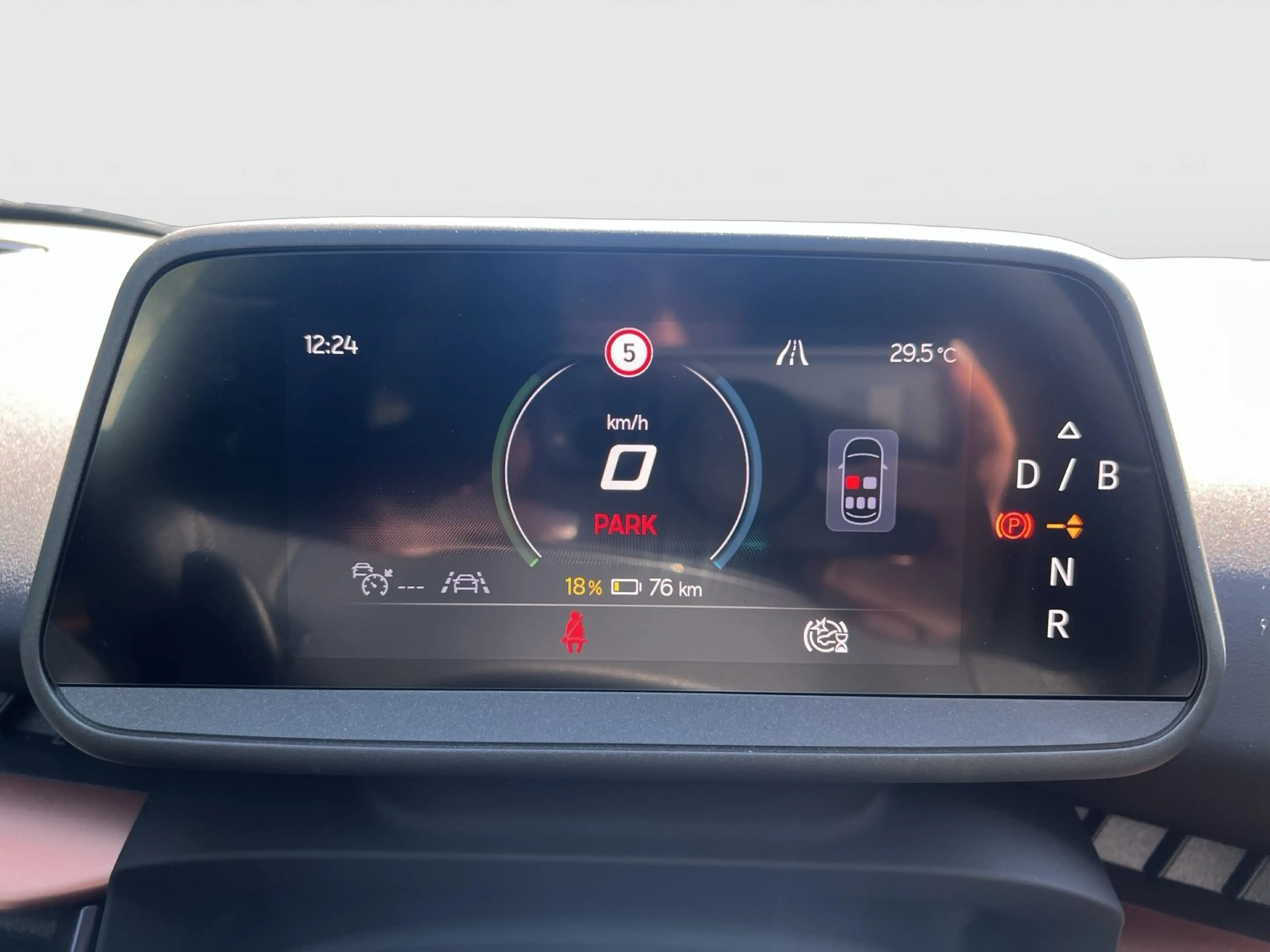 CUPRA Tavascan ENDURANCE WÄRMEPUMPE CAM ACC LM19 NAVI — photo 14