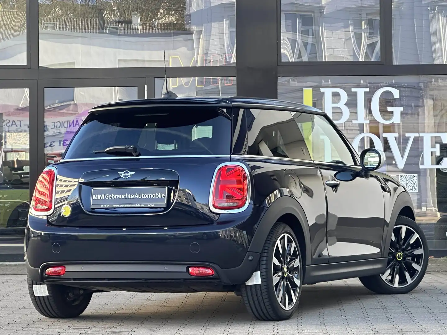 MINI Cooper SE 3-Türer Navi DA LED PDC RTTI DAB+ Shz Schwarz - 2